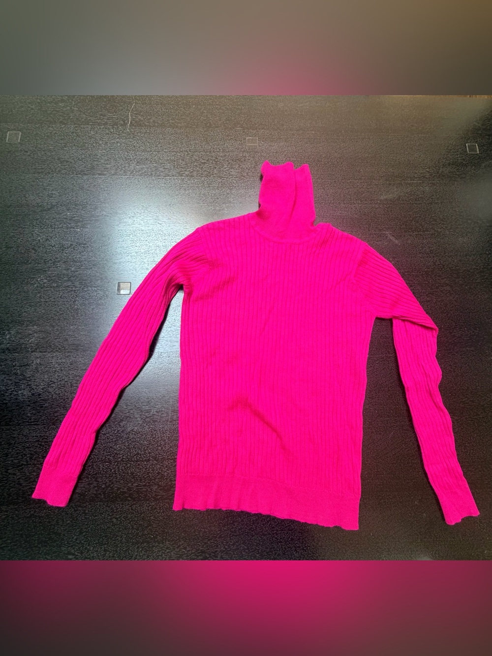 Women’s Hot Pink Ribbed Turtleneck Wool Sweater
